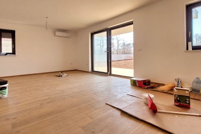 Neue Wohnung von 68 m2 mit privatem Garten von 150 m2 in der Nähe von Poreč, 4