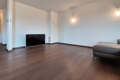 Moderno stanovanje v Poreču 78 m2 z garažo, le 200 m od morja/plaže in 300 m od centra 5