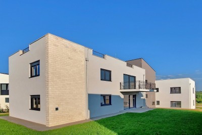Novo stanovanje v okolici Poreča 94 m2 z vrtom od 146 m2 1