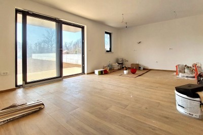 Nuovo appartamento di 68 m2 con giardino privato di 150 m2 nelle vicinanze di Poreč-Parenzo, 3