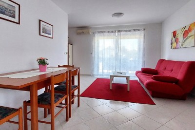 Furnished apartment in Poreč, 68 m2, 600 m from the sea/beach 4