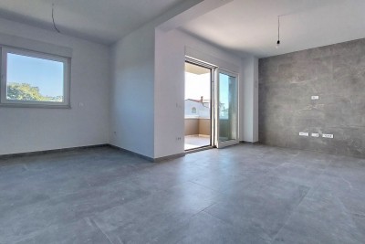 Poreč - novi stan od 66 m2, 2. kat, 2 parkinga, pogled na more, LIFT 3