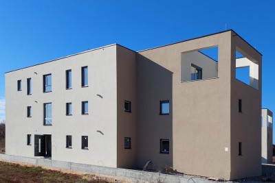 Istra, Poreč, novi stan od 161 m2, pogled na more, cca 800 m od mora (zračne linije) 1