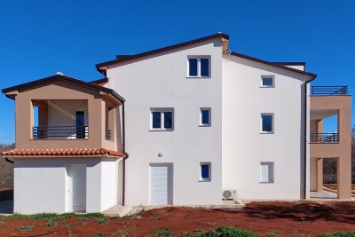 Istra, Poreč - okolica, novi stan površine 66 m2, 2 terase 2