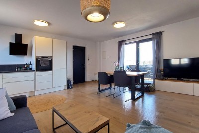 Istrien, Poreč, moderne Wohnung mit 63 m², 1. Obergeschoss, Fußbodenheizung 2