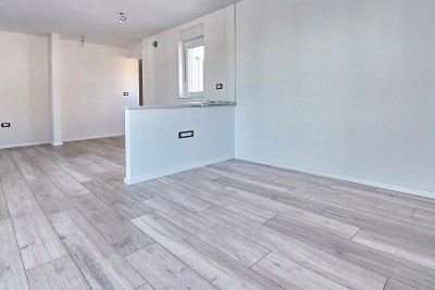 Poreč - novi stan od 65 m2 u okolici 4