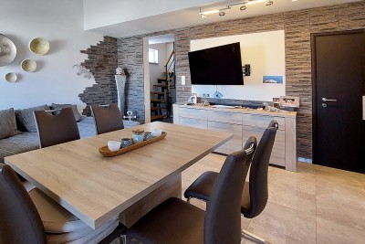 Funtana, möblierte zweistöckige Wohnung von 76 m2 5