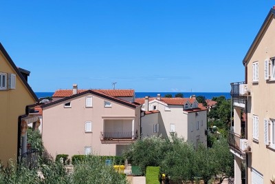 Poreč, new apartment of 68 m2 with sea view 2