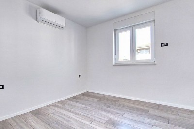 Poreč-Parenzo - nuovo appartamento di 65 m2 nelle vicinanze di Parenzo 2