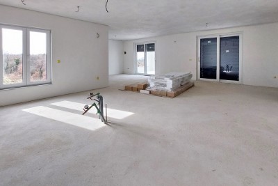 Istra, Poreč, novi stan od 167 m2, 2. kat, pogled na more, cca 800 m od mora (zračne linije) 2