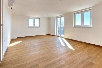 Istra, Poreč, novo stanovanje 82 m2 s pogledom na morje v bližini Poreča, 2 parkirni mesti in shramba 3