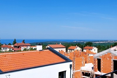 Appartamento di 84 m2 + terrazza sul tetto di 56 m2 con vista sul mare 2